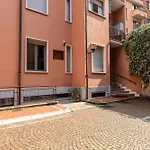 Brera Hideaway Apartment Nel Cuore Della Vita Milanese