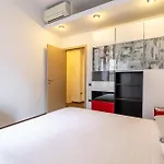 Brera Hideaway Apartment Nel Cuore Della Vita Milanese